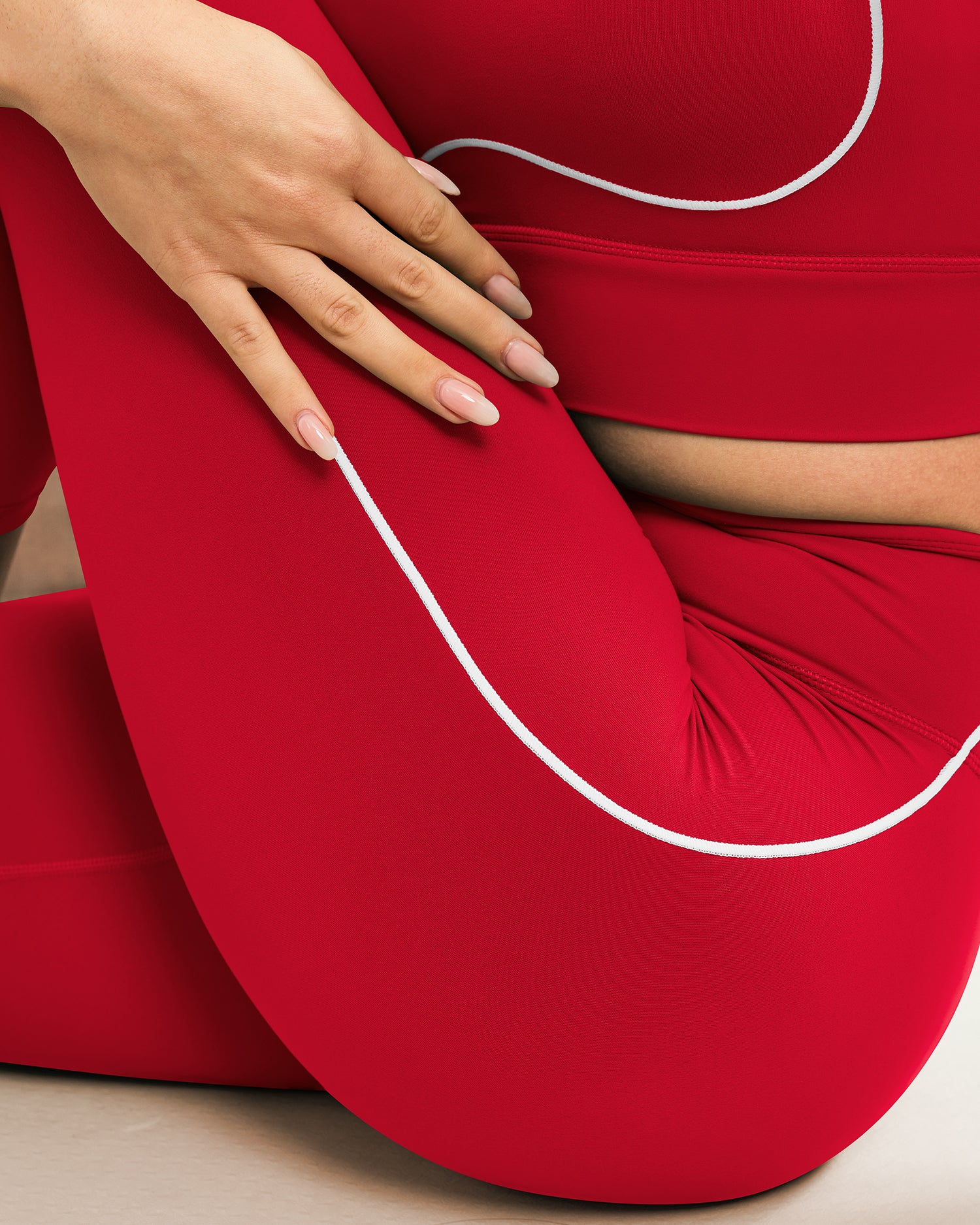 19"  Contrast Stitching Capri Leggings for Women 255804